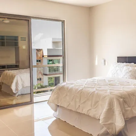Luxia Apartment